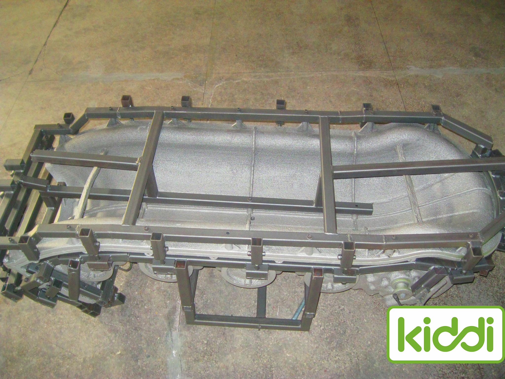 Molde rotacional de aluminio para tobog&aacute;n infantil (7)