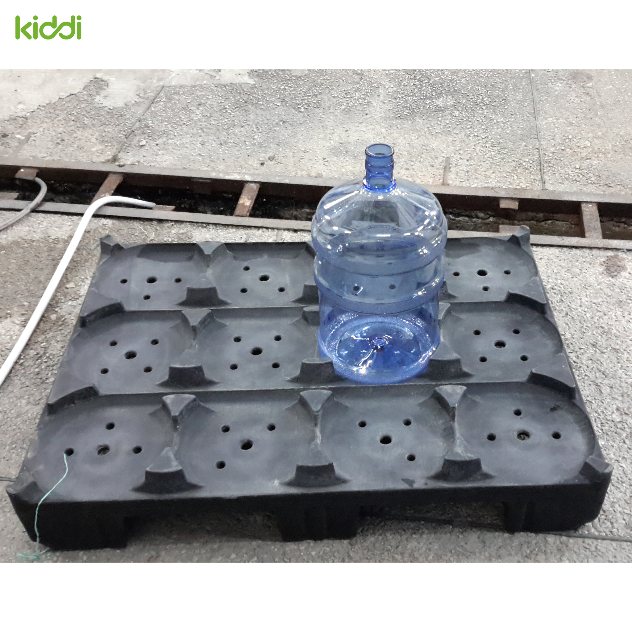 Moldeo rotacional de aluminio para bandeja plástica para botellas de agua